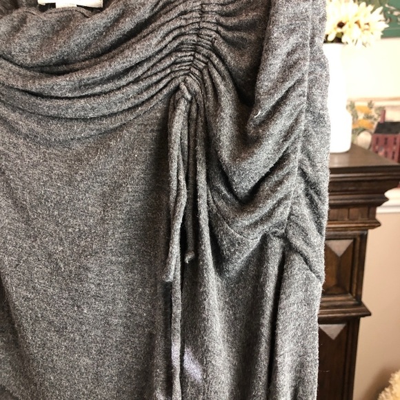 EARTHBOUND gray mini skirt with ties on sides - Picture 5 of 6